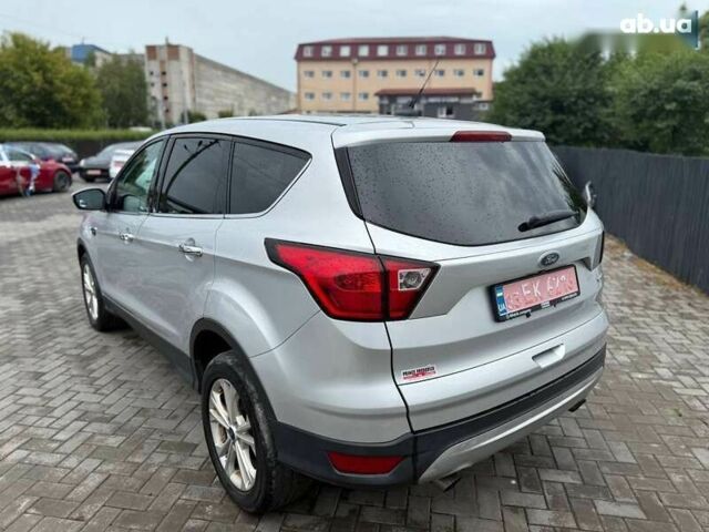 Форд Эскейп 2019 в Луцке на Automoto.ua Форд Эскейп, объемом двигателя 1.5 л и пробегом 187 тыс. км за 10200 $, фото 3 на Automoto.ua