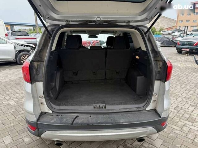 Форд Эскейп, объемом двигателя 1.5 л и пробегом 187 тыс. км за 8500 $, фото 6 на Automoto.ua