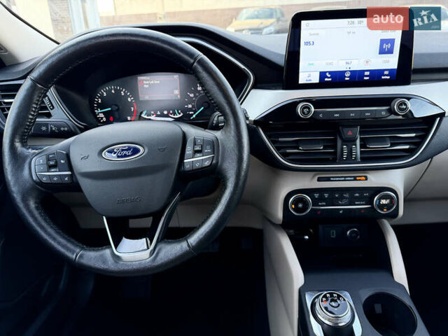 Форд Эскейп, объемом двигателя 2 л и пробегом 130 тыс. км за 15900 $, фото 10 на Automoto.ua