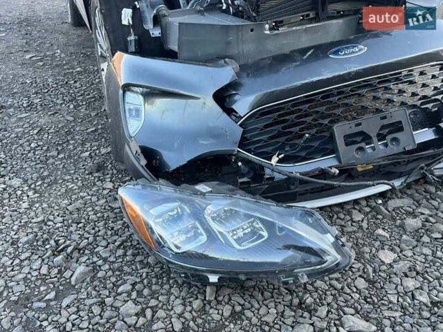 Форд Ескейп, об'ємом двигуна 2 л та пробігом 134 тис. км за 11400 $, фото 2 на Automoto.ua