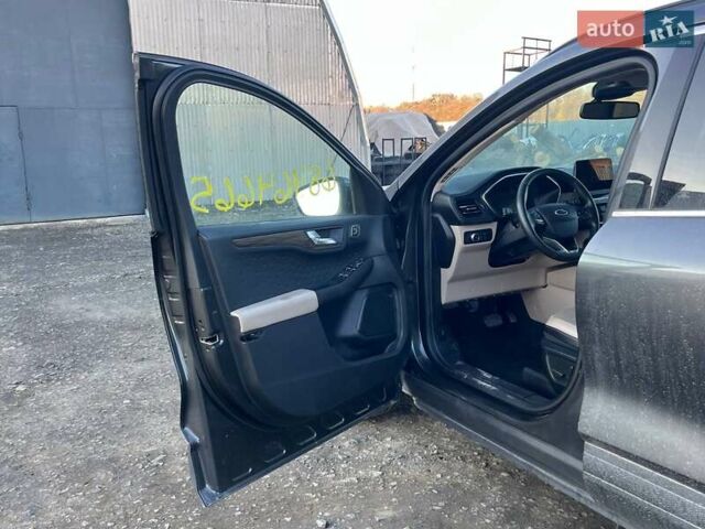 Форд Ескейп, об'ємом двигуна 2 л та пробігом 134 тис. км за 11400 $, фото 16 на Automoto.ua