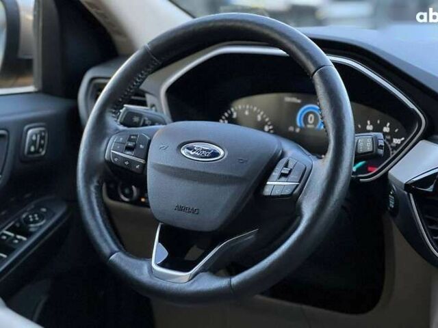 Форд Эскейп, объемом двигателя 1.5 л и пробегом 131 тыс. км за 16000 $, фото 14 на Automoto.ua