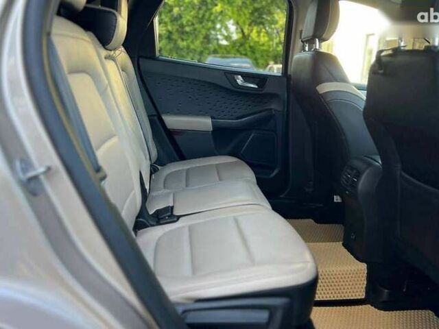 Форд Эскейп, объемом двигателя 1.5 л и пробегом 131 тыс. км за 16000 $, фото 28 на Automoto.ua