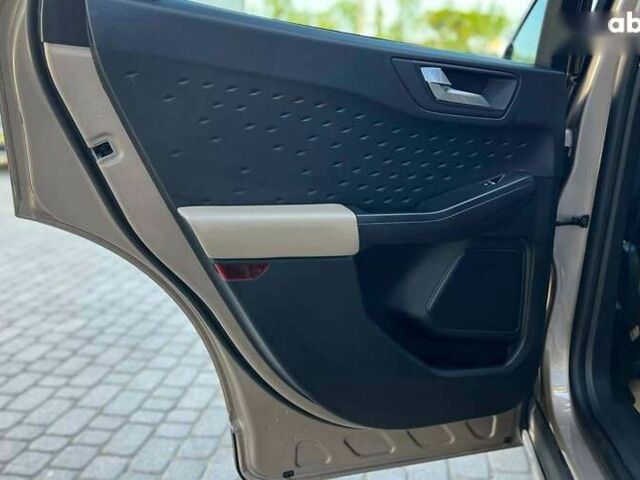 Форд Эскейп, объемом двигателя 1.5 л и пробегом 131 тыс. км за 16000 $, фото 24 на Automoto.ua