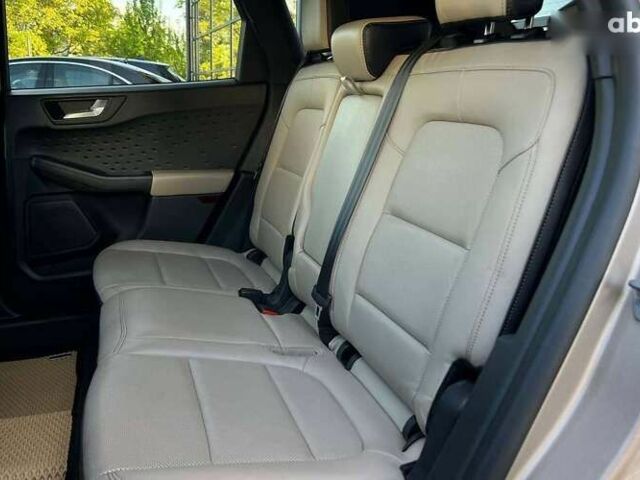 Форд Эскейп, объемом двигателя 1.5 л и пробегом 131 тыс. км за 16000 $, фото 27 на Automoto.ua