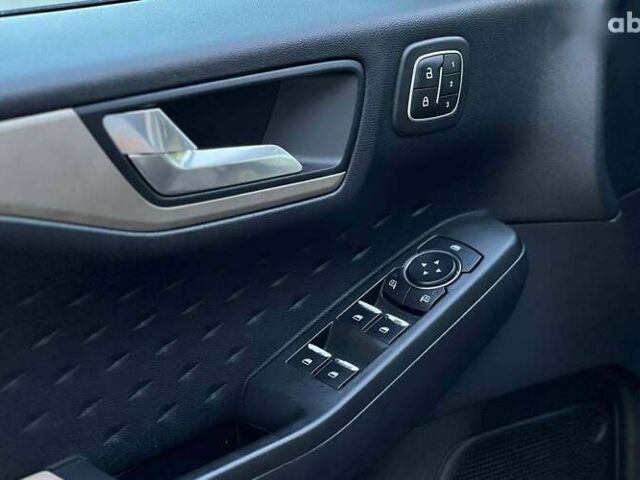 Форд Эскейп, объемом двигателя 1.5 л и пробегом 131 тыс. км за 16000 $, фото 7 на Automoto.ua