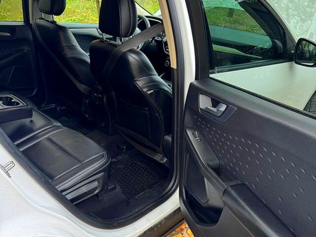 Форд Ескейп, об'ємом двигуна 1.5 л та пробігом 144 тис. км за 14000 $, фото 11 на Automoto.ua