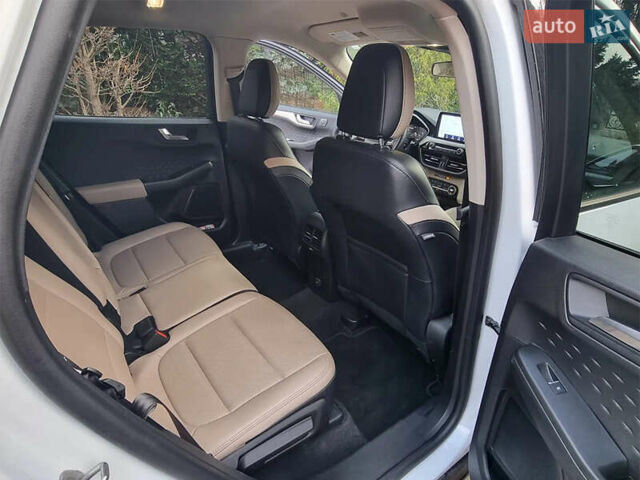 Форд Эскейп, объемом двигателя 0 л и пробегом 89 тыс. км за 13700 $, фото 7 на Automoto.ua