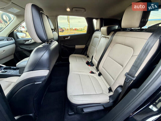 Форд Эскейп, объемом двигателя 2 л и пробегом 130 тыс. км за 15900 $, фото 12 на Automoto.ua