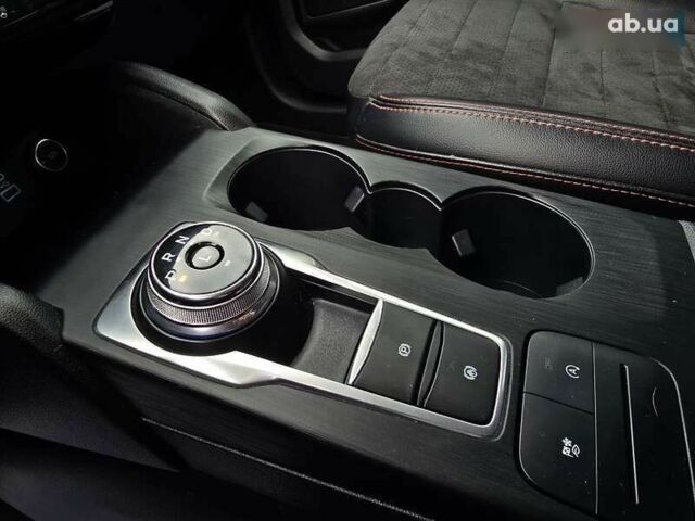 Форд Эскейп, объемом двигателя 2 л и пробегом 36 тыс. км за 21000 $, фото 13 на Automoto.ua