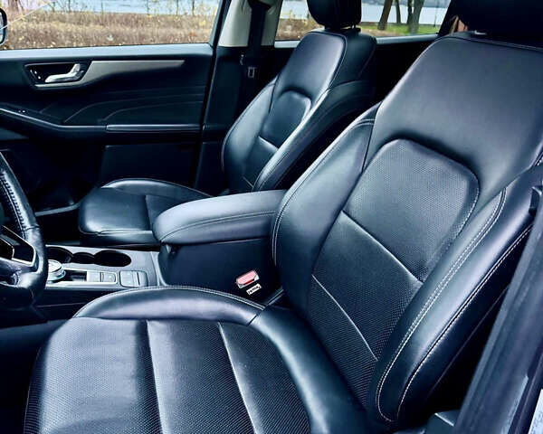 Форд Ескейп, об'ємом двигуна 0 л та пробігом 110 тис. км за 16900 $, фото 5 на Automoto.ua