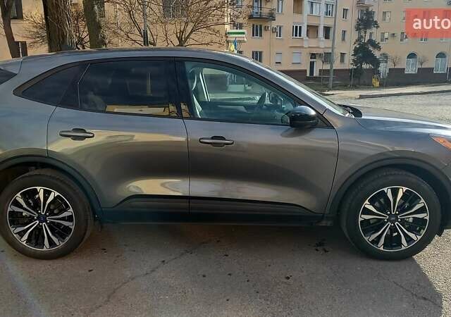 Форд Эскейп, объемом двигателя 1.5 л и пробегом 30 тыс. км за 19700 $, фото 5 на Automoto.ua