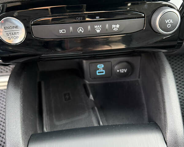 Форд Эскейп, объемом двигателя 2 л и пробегом 27 тыс. км за 23500 $, фото 31 на Automoto.ua