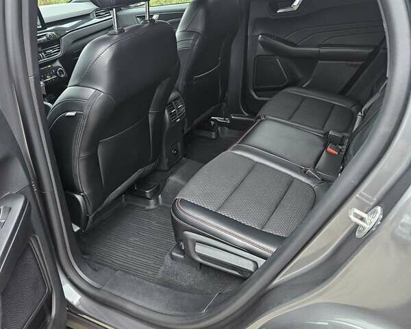 Форд Эскейп, объемом двигателя 0 л и пробегом 57 тыс. км за 21400 $, фото 12 на Automoto.ua