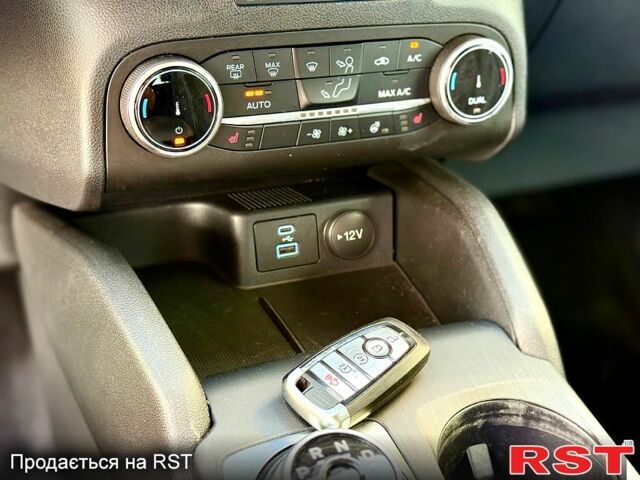 Форд Ескейп, об'ємом двигуна 1.5 л та пробігом 37 тис. км за 19000 $, фото 7 на Automoto.ua