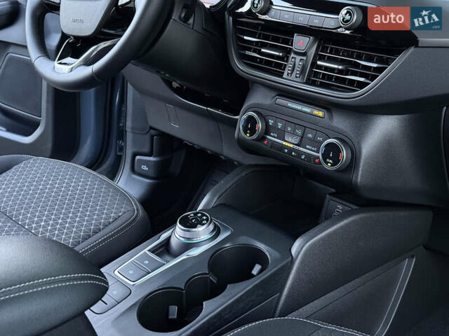 Форд Эскейп, объемом двигателя 0 л и пробегом 37 тыс. км за 23500 $, фото 38 на Automoto.ua