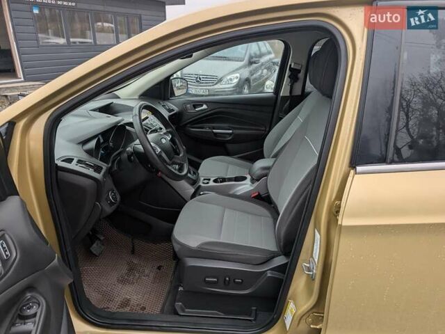 Желтый Форд Эскейп, объемом двигателя 1.6 л и пробегом 191 тыс. км за 8550 $, фото 24 на Automoto.ua