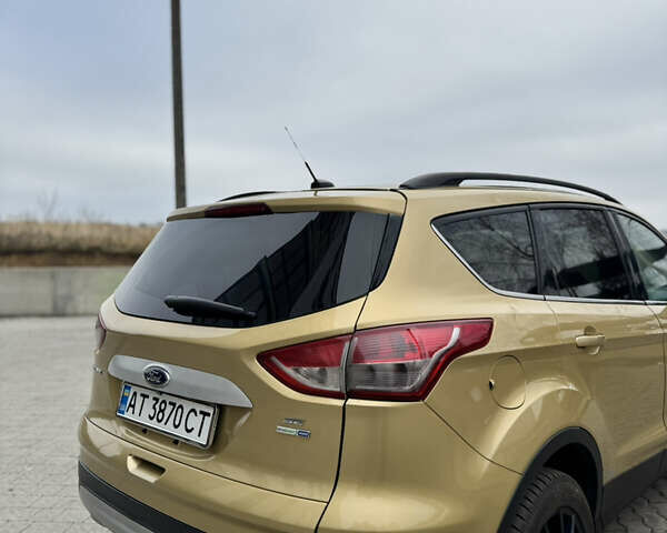 Жовтий Форд Ескейп, об'ємом двигуна 1.6 л та пробігом 272 тис. км за 9800 $, фото 16 на Automoto.ua