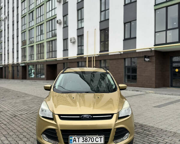Жовтий Форд Ескейп, об'ємом двигуна 1.6 л та пробігом 272 тис. км за 9800 $, фото 1 на Automoto.ua