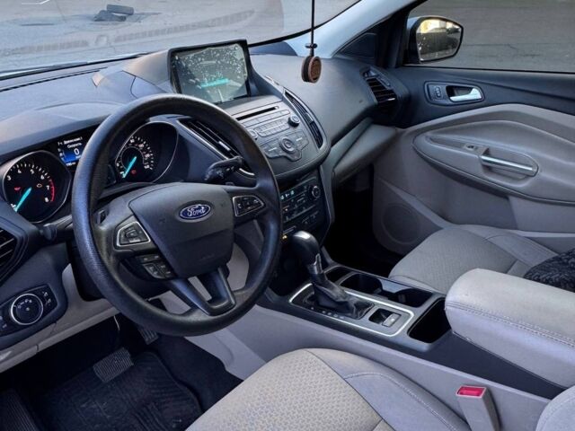 Сірий Форд Ескейп, об'ємом двигуна 1.5 л та пробігом 0 тис. км за 1099 $, фото 3 на Automoto.ua