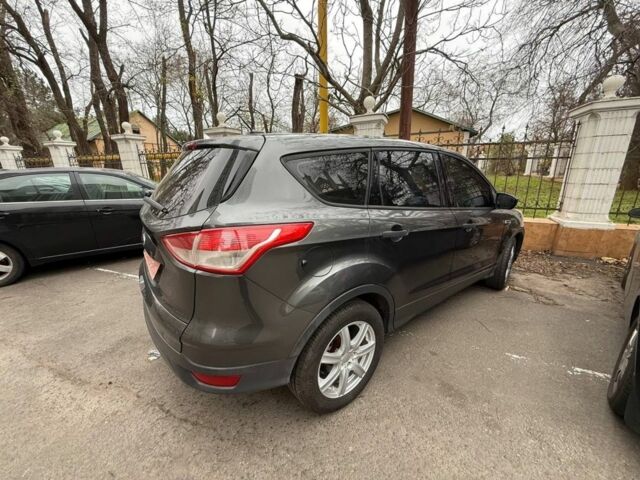 Серый Форд Эскейп, объемом двигателя 2.5 л и пробегом 250 тыс. км за 8700 $, фото 5 на Automoto.ua