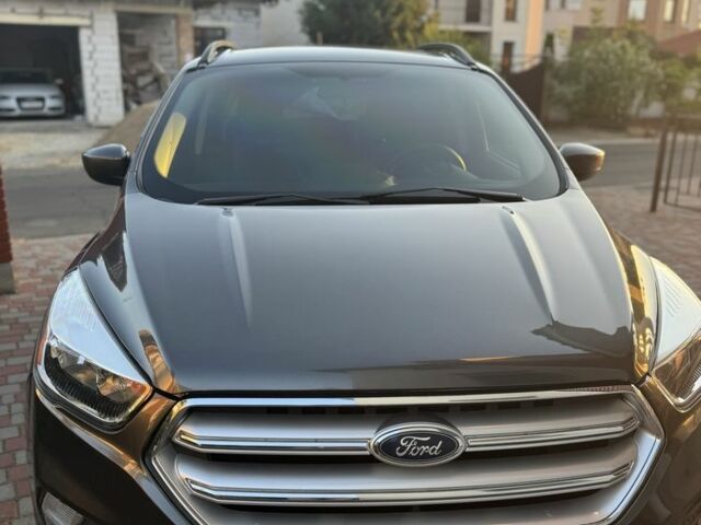 Серый Форд Эскейп, объемом двигателя 1.5 л и пробегом 125 тыс. км за 12800 $, фото 9 на Automoto.ua