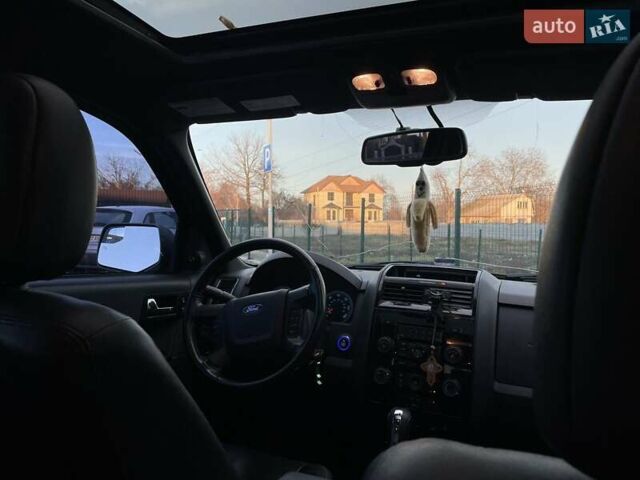 Серый Форд Эскейп, объемом двигателя 3 л и пробегом 208 тыс. км за 8700 $, фото 18 на Automoto.ua