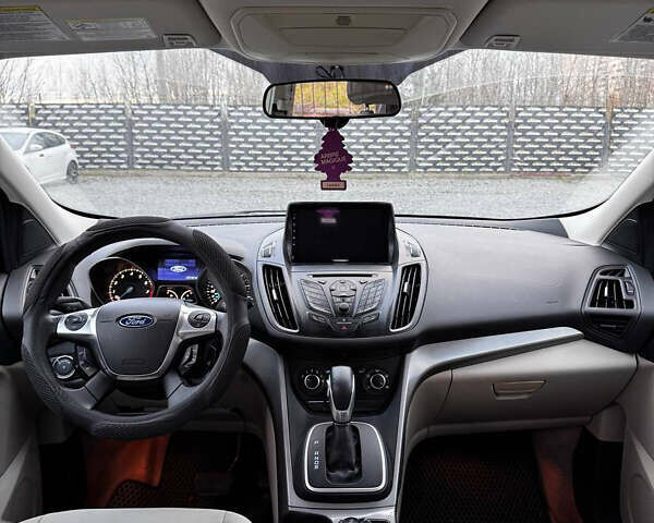 Форд Эскейп 2012 в Киеве на Automoto.ua Серый Форд Эскейп, объемом двигателя 0 л и пробегом 233 тыс. км за 7500 $, фото 6 на Automoto.ua