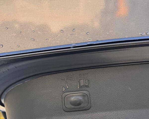 Сірий Форд Ескейп, об'ємом двигуна 2 л та пробігом 171 тис. км за 10500 $, фото 14 на Automoto.ua