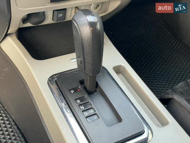 Серый Форд Эскейп, объемом двигателя 3 л и пробегом 150 тыс. км за 11800 $, фото 31 на Automoto.ua