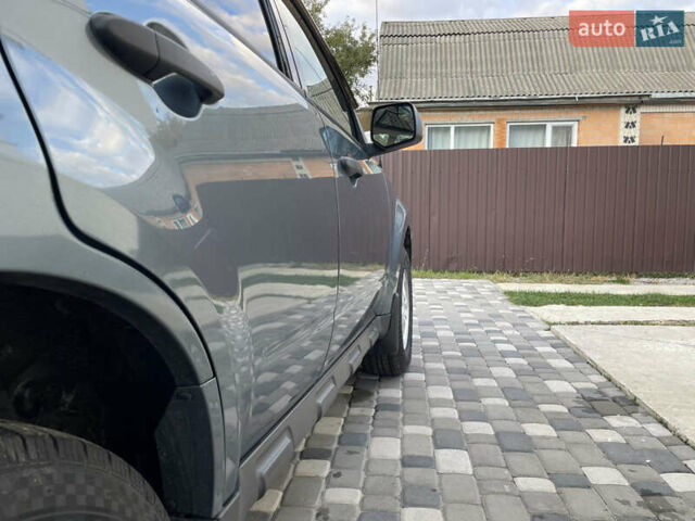 Серый Форд Эскейп, объемом двигателя 3 л и пробегом 150 тыс. км за 11800 $, фото 24 на Automoto.ua