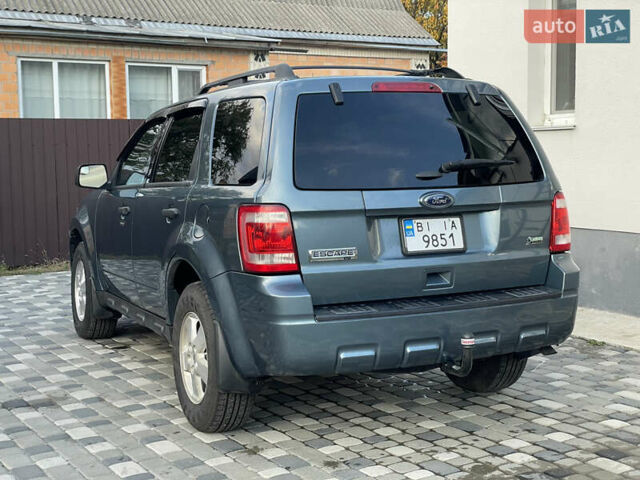 Серый Форд Эскейп, объемом двигателя 3 л и пробегом 150 тыс. км за 11800 $, фото 14 на Automoto.ua