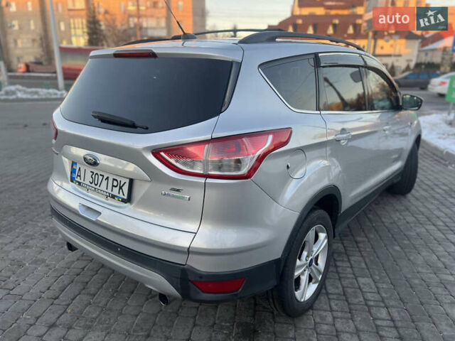 Серый Форд Эскейп, объемом двигателя 1.6 л и пробегом 140 тыс. км за 11000 $, фото 2 на Automoto.ua