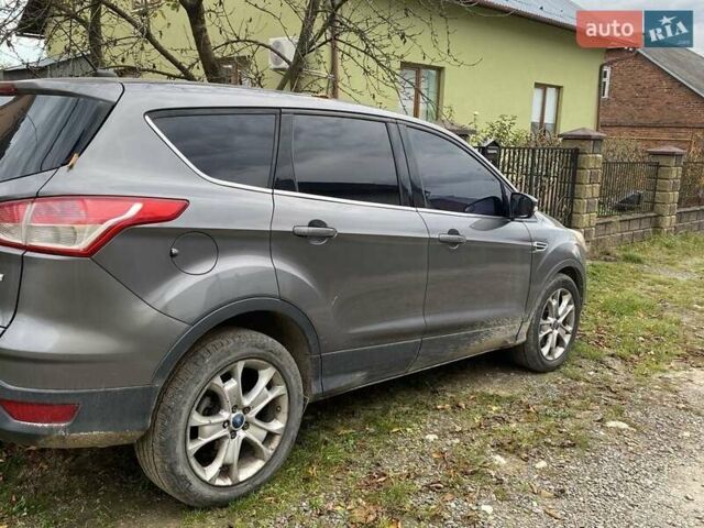 Серый Форд Эскейп, объемом двигателя 2 л и пробегом 240 тыс. км за 11000 $, фото 1 на Automoto.ua