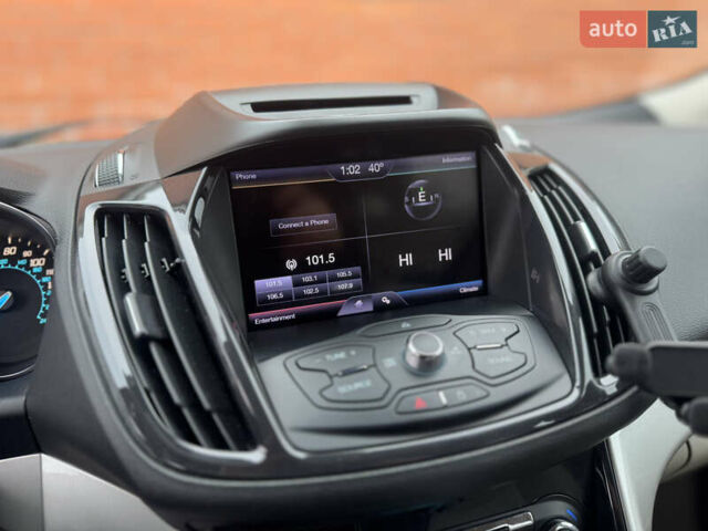 Серый Форд Эскейп, объемом двигателя 2 л и пробегом 145 тыс. км за 9500 $, фото 10 на Automoto.ua