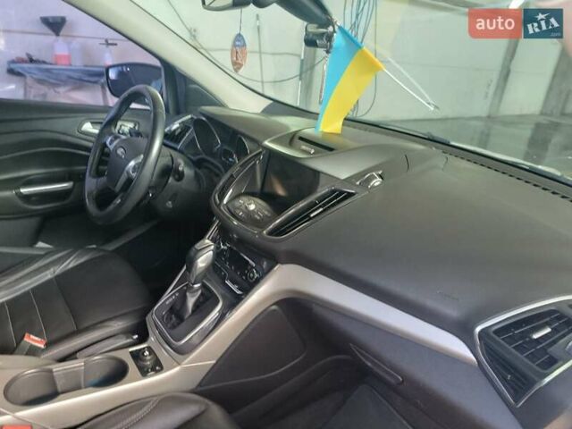 Серый Форд Эскейп, объемом двигателя 1.6 л и пробегом 164 тыс. км за 10900 $, фото 8 на Automoto.ua