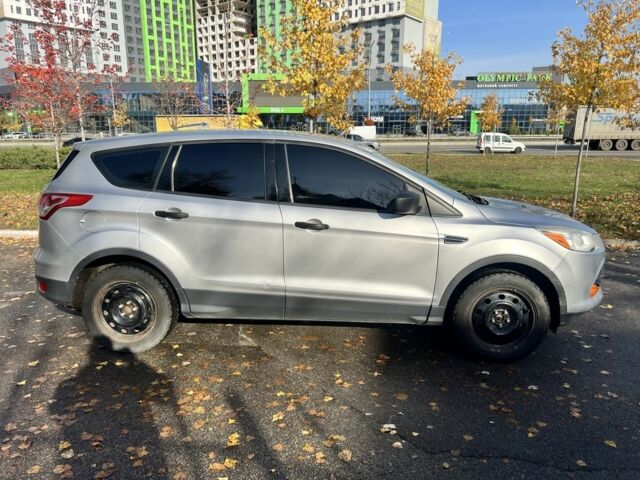 Сірий Форд Ескейп, об'ємом двигуна 2.5 л та пробігом 295 тис. км за 8800 $, фото 2 на Automoto.ua