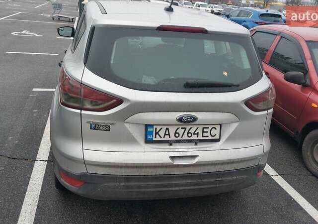 Серый Форд Эскейп, объемом двигателя 2.5 л и пробегом 146 тыс. км за 9650 $, фото 6 на Automoto.ua