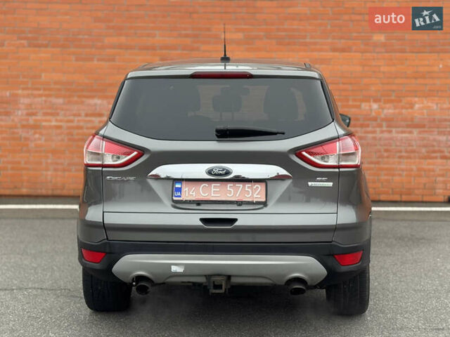 Серый Форд Эскейп, объемом двигателя 2 л и пробегом 145 тыс. км за 9500 $, фото 3 на Automoto.ua