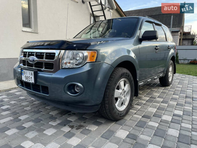 Серый Форд Эскейп, объемом двигателя 3 л и пробегом 150 тыс. км за 11800 $, фото 7 на Automoto.ua