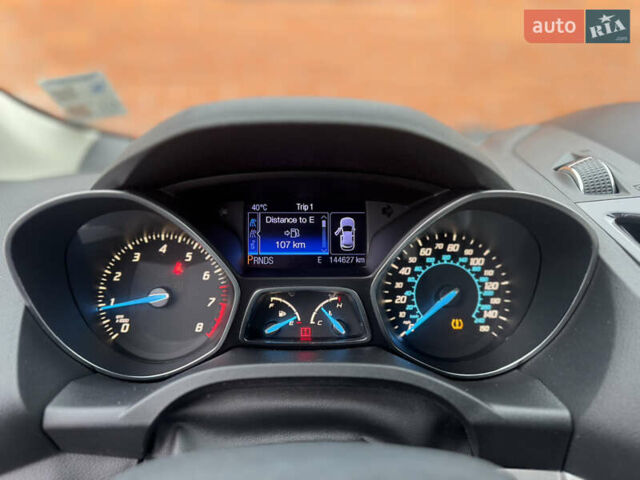 Серый Форд Эскейп, объемом двигателя 2 л и пробегом 145 тыс. км за 9500 $, фото 9 на Automoto.ua