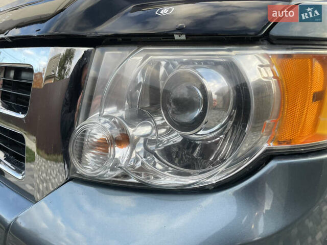 Серый Форд Эскейп, объемом двигателя 3 л и пробегом 150 тыс. км за 11800 $, фото 49 на Automoto.ua