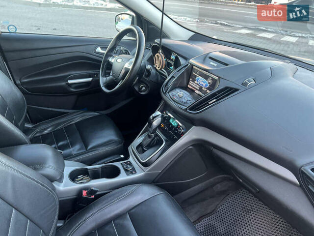 Серый Форд Эскейп, объемом двигателя 1.6 л и пробегом 140 тыс. км за 11000 $, фото 13 на Automoto.ua