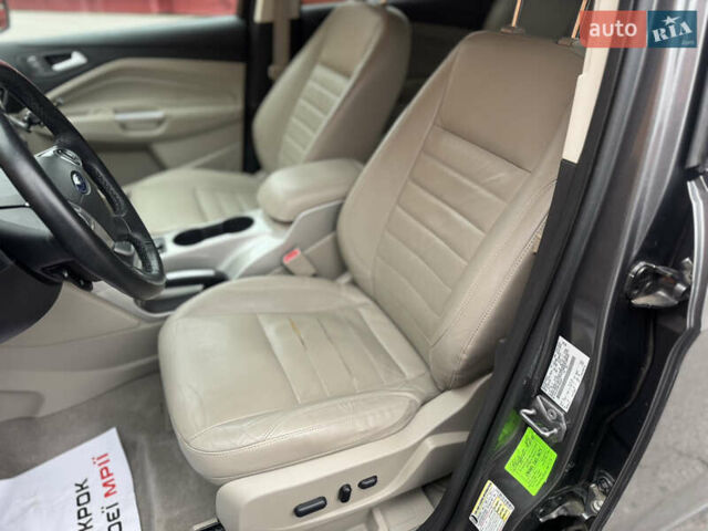 Серый Форд Эскейп, объемом двигателя 2 л и пробегом 145 тыс. км за 9500 $, фото 7 на Automoto.ua