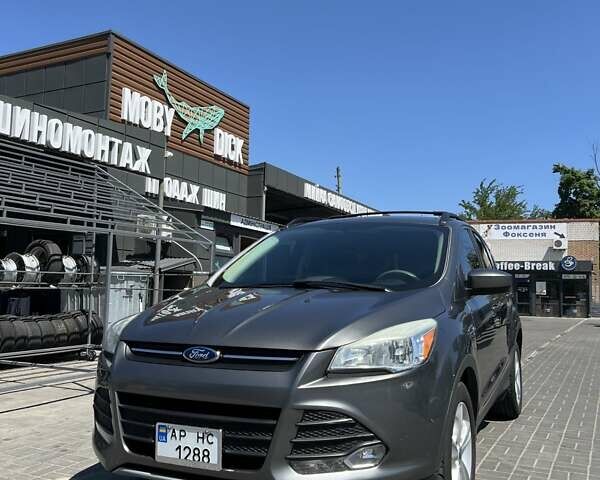 Серый Форд Эскейп, объемом двигателя 1.59 л и пробегом 196 тыс. км за 11200 $, фото 5 на Automoto.ua
