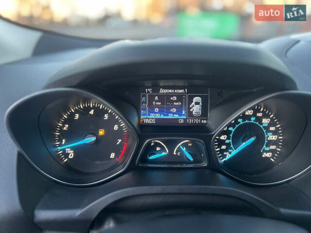 Серый Форд Эскейп, объемом двигателя 1.6 л и пробегом 140 тыс. км за 11000 $, фото 1 на Automoto.ua