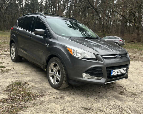 Серый Форд Эскейп, объемом двигателя 2 л и пробегом 217 тыс. км за 10800 $, фото 3 на Automoto.ua