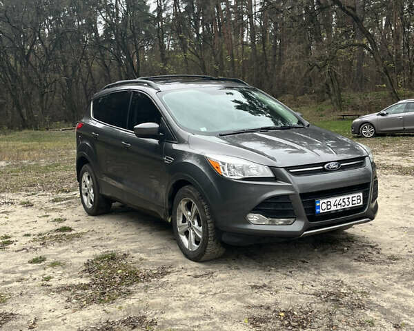 Серый Форд Эскейп, объемом двигателя 2 л и пробегом 217 тыс. км за 10800 $, фото 1 на Automoto.ua
