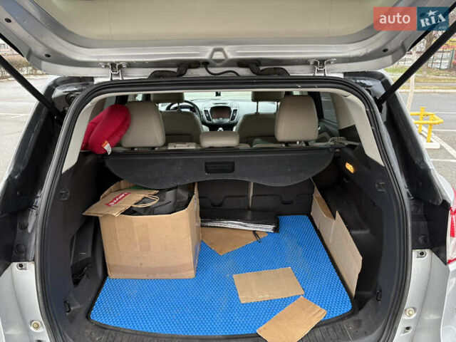 Серый Форд Эскейп, объемом двигателя 2 л и пробегом 287 тыс. км за 9500 $, фото 20 на Automoto.ua