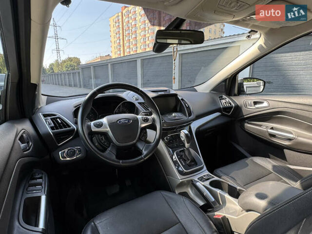Серый Форд Эскейп, объемом двигателя 2 л и пробегом 185 тыс. км за 13099 $, фото 50 на Automoto.ua